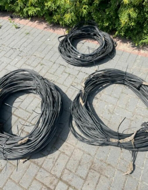 Kable kabel telekomunikacyjne