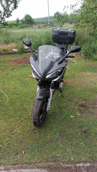 YAMAHA FZ6