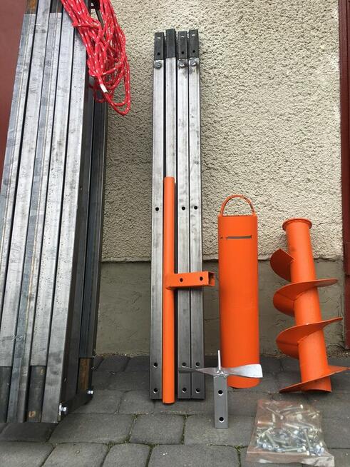 Wiertnica do wiercenia studni