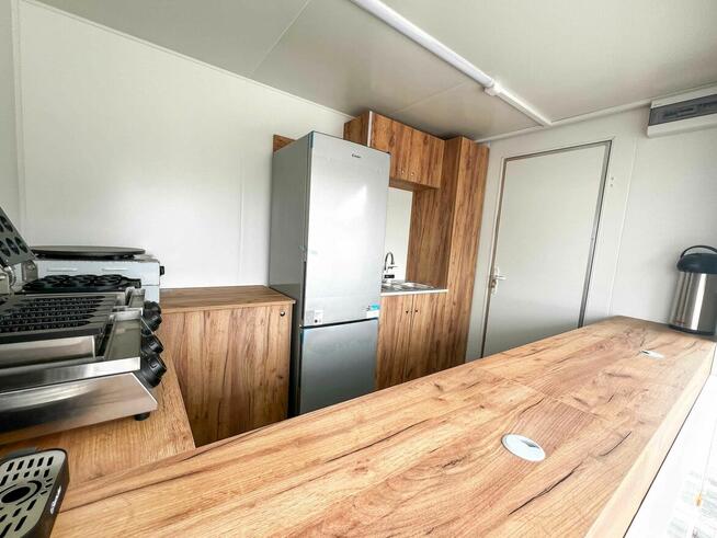 przyczepa gastronomiczna gotowy biznes 3 m naleśniki gofry