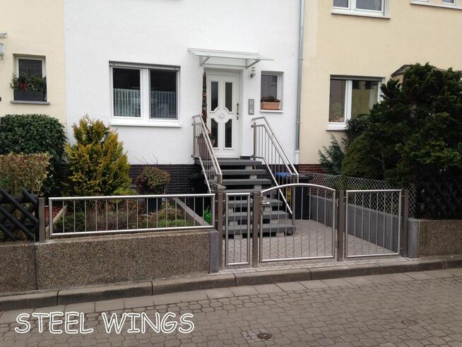 Balustrady, schody, zadaszenia, płoty ze stali nierdzewnej