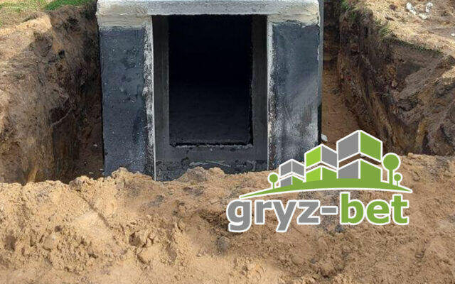 Piwniczka ogrodowa Ziemianka betonowa Spiżarnia Piwnica duża