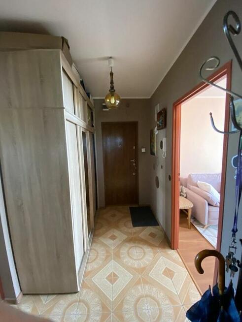 Mieszkanie 3 pokojowe 64 m kw. w Pionkach.