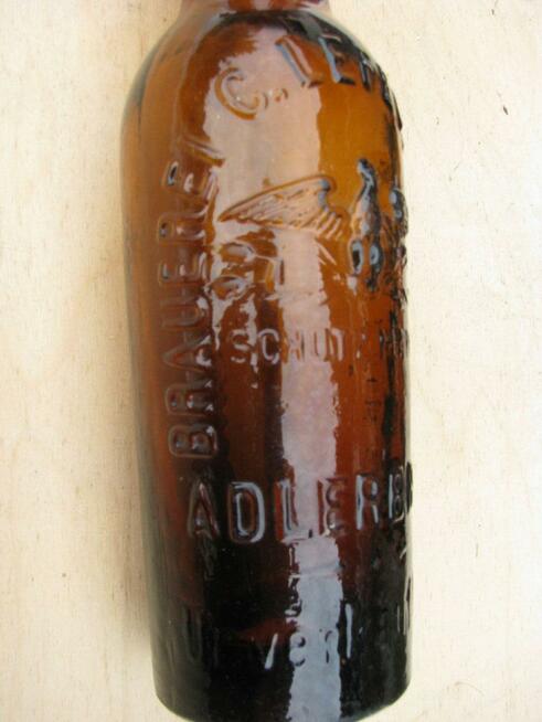 zabytkowa butelka po piwie