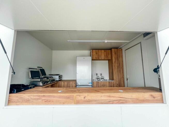 przyczepa gastronomiczna gotowy biznes 3 m naleśniki gofry