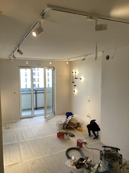 Wykończenia wnętrz-Remonty