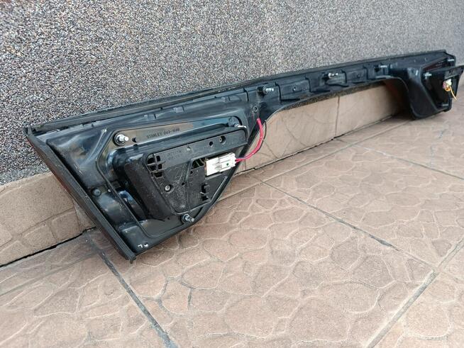 Mitsubishi Galant 7 VII 92-96 lampa tył blenda klapy sedan