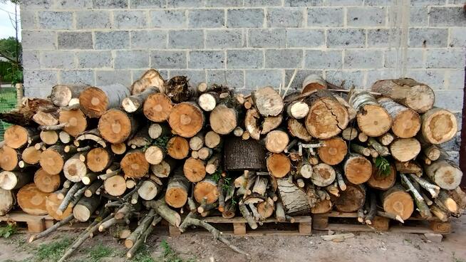 Sprzedam drewno opałowe brzoza topola