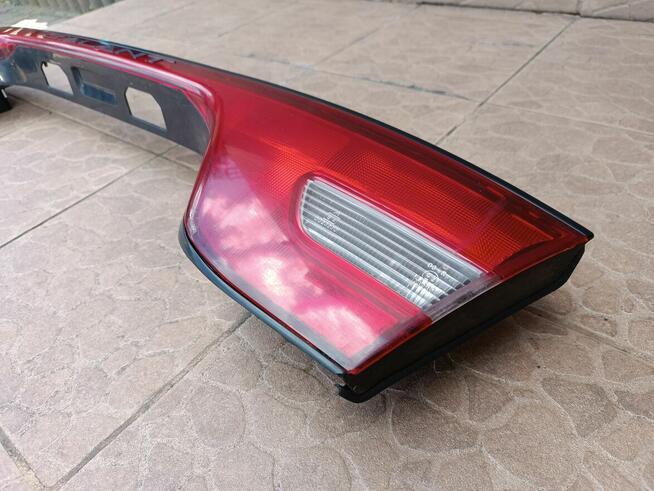 Mitsubishi Galant 7 VII 92-96 lampa tył blenda klapy sedan