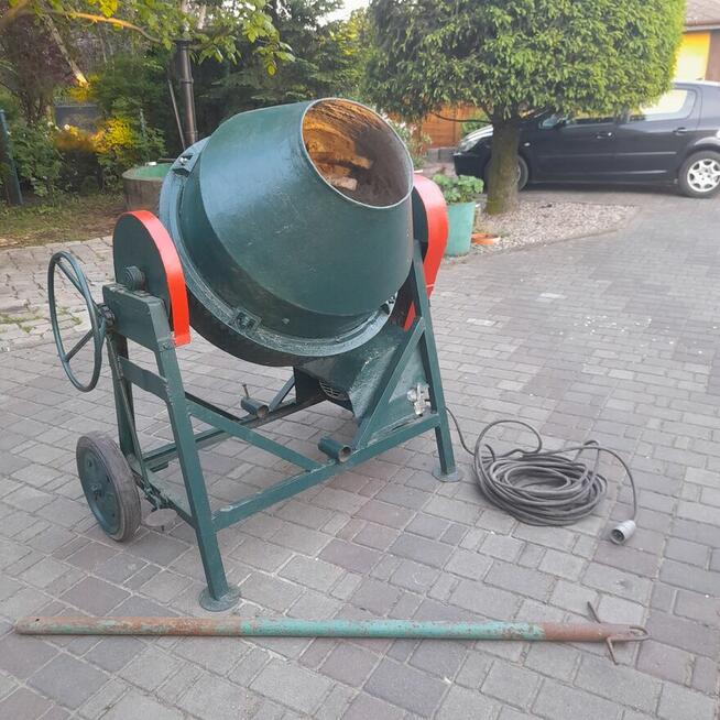 Sprzedam betoniarkę 250l