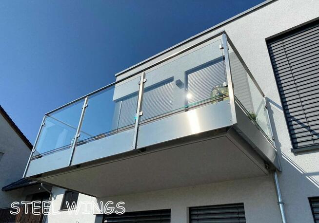 Balustrady, schody, zadaszenia, bramy ze stali nierdzewnej