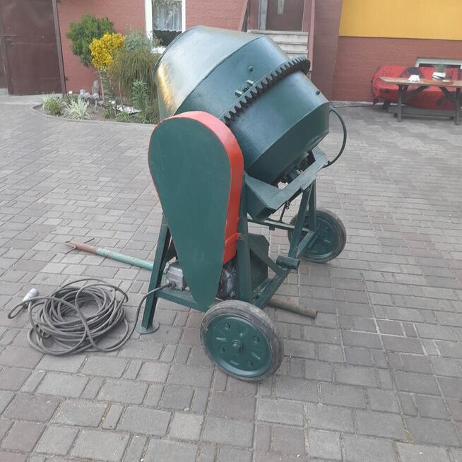 Sprzedam betoniarkę 250l