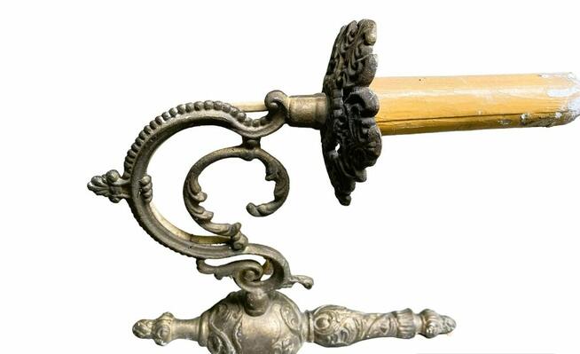 Zabytkowy mosiężny kinkiet