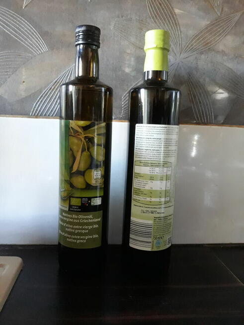 Oliwa z oliwek, grecka 2 butelki.