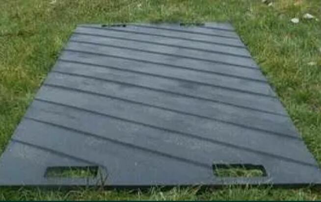 Podkłady maty ochronne pod stopy koparki dźwigu żurawia HDS