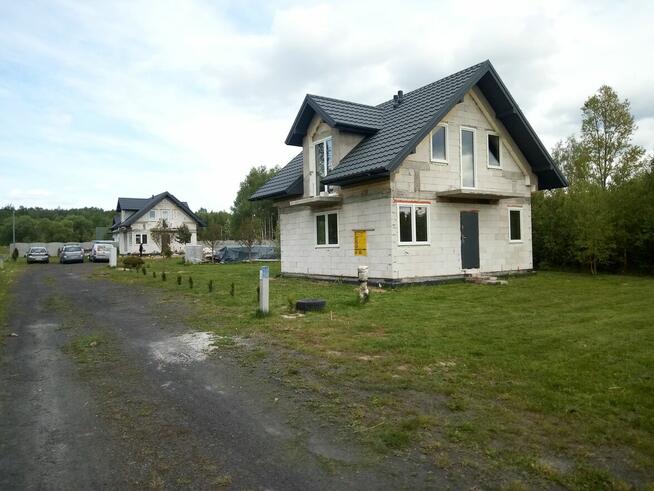 Dom 8 km od granic Kielc z pompom ciepłą