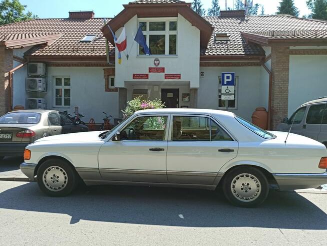 Klasykiem do ślubu-zabytkowy mercedes z poł lat 70-tych XXw