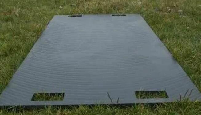 Podkłady maty ochronne pod stopy koparki dźwigu żurawia HDS