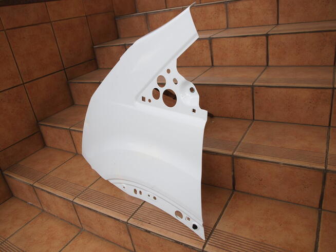 Ford Transit Mk8 błotnik lewy przód 2014 - 2024r