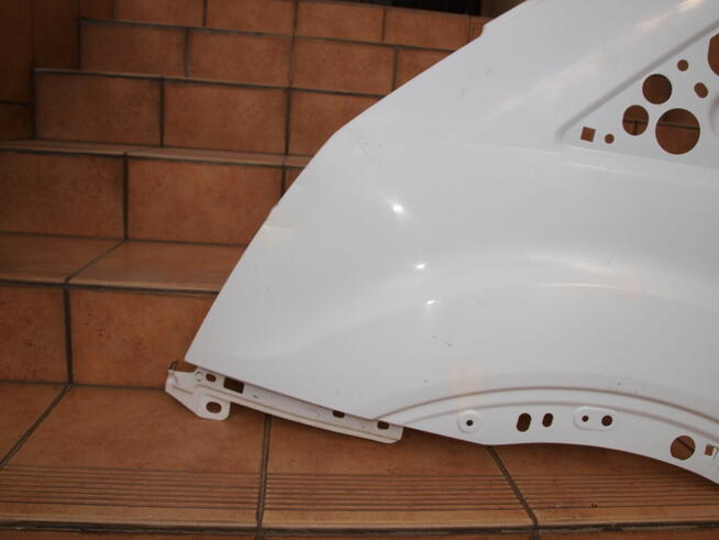 Ford Transit Mk8 błotnik lewy przód 2014 - 2024r