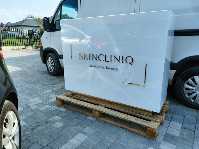 Recepcja Lada szklana z logo biurko kosmetyczne do paznokci