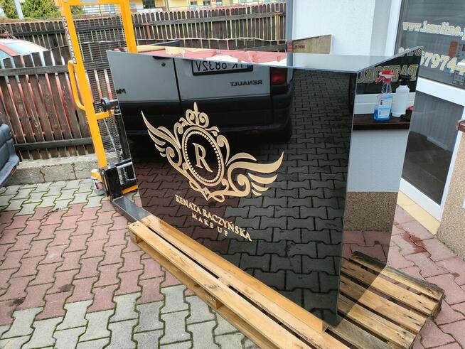 Recepcja Lada szklana z logo biurko kosmetyczne do paznokci