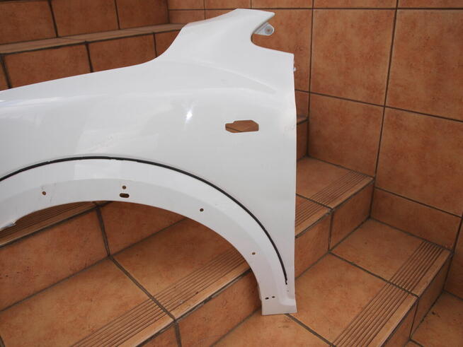 Dacia Sandero Stepway 3 III błotnik lewy przód 2020 - 2024r