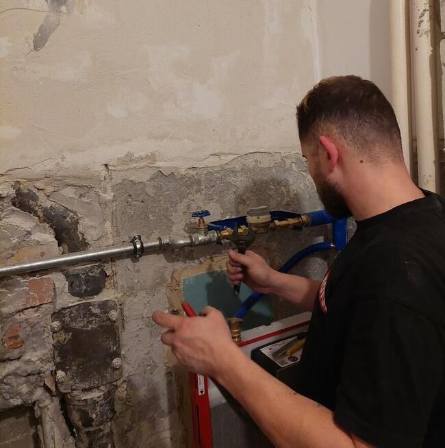 Hydraulik, karków, instalacje, wodne, co.naprawy,