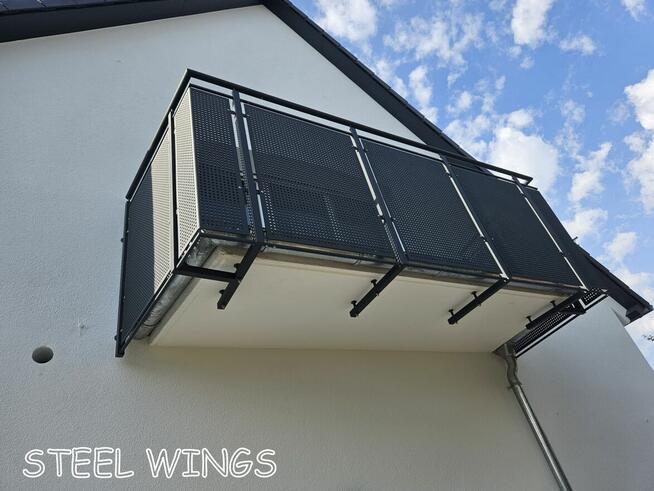 Balustrady, schody, zadaszenia, płoty ze stali nierdzewnej