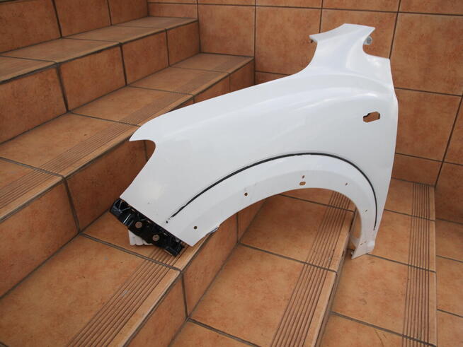 Dacia Sandero Stepway 3 III błotnik lewy przód 2020 - 2024r