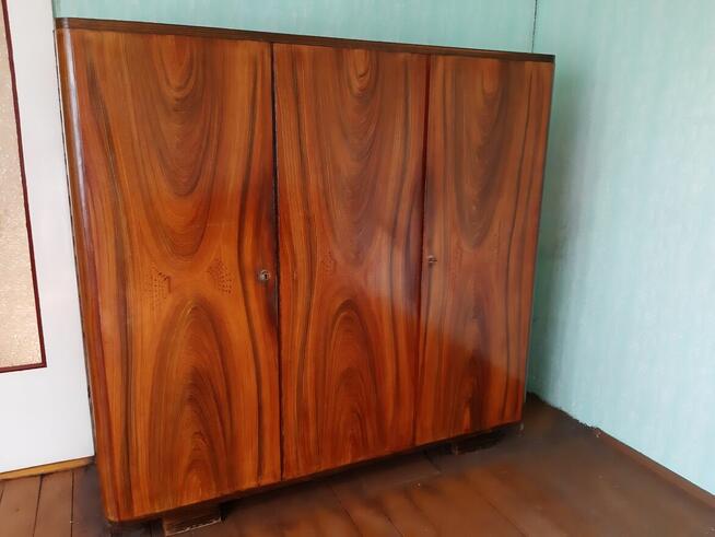 Sprzadam Stare Meble