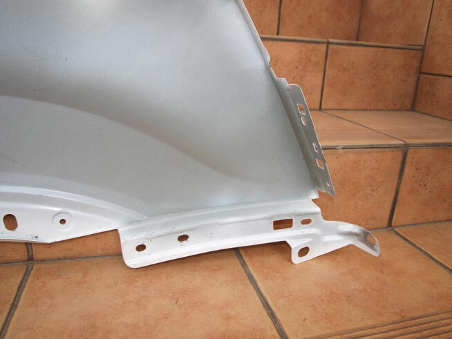 Ford Transit Mk8 błotnik lewy przód 2014 - 2024r