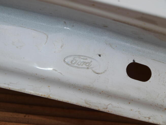 Ford Transit Mk8 błotnik lewy przód 2014 - 2024r