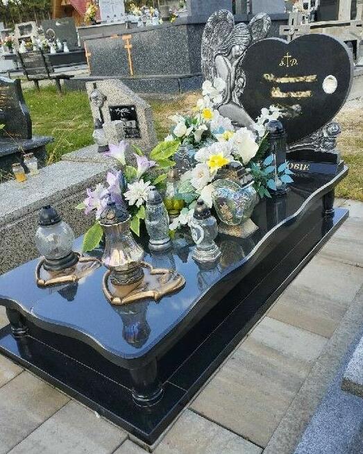 NAGROBKI, GROBOWCE również dla kamieniarzy