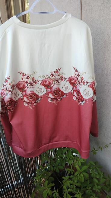 Bluzka z ładnym wzorem - rozmiar 3xXL