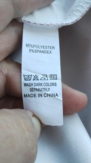 Bluzka z ładnym wzorem - rozmiar 3xXL