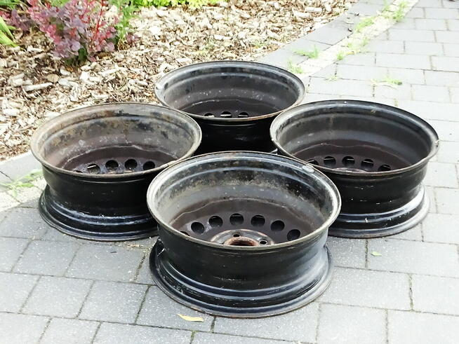 Felgi stalowe 6Jx15H2 ET 47 5x112 osadzenie 57mm x 4 szt.