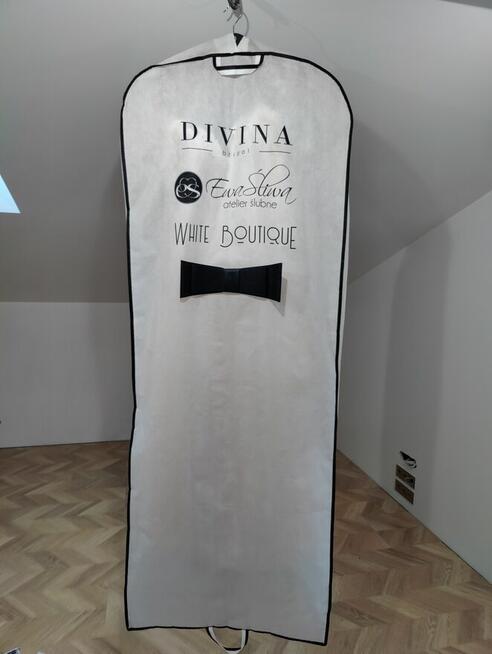 Suknia ślubna pudrowy róż. Ewa Śliwa