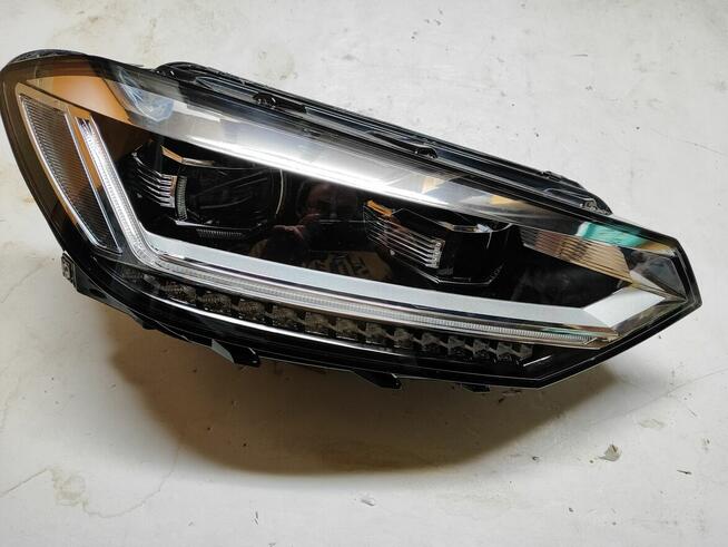 VW TOURAN II REFLEKTOR FULL LED 5TB941114A