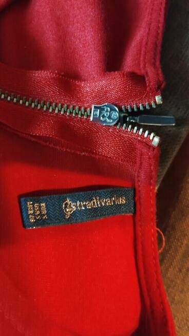 Sukienka Stradivarius – rozmiar S
