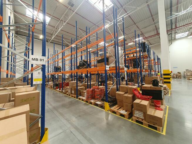 Regały używane Warszawa i akcesoria do regałów