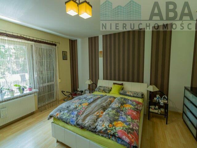 Przestronny dom z dużą działką w Starym Mieście