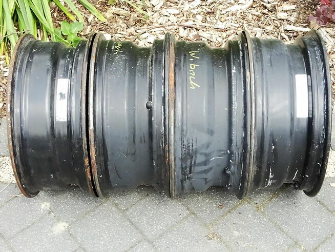 Felgi stalowe 6Jx15H2 ET37 4x108 osadzenie 57 mm.