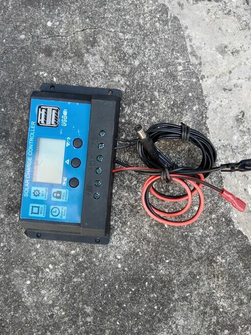Regulator ładowania Solarny SOL 20A LCD 2xUSB Volt Polska