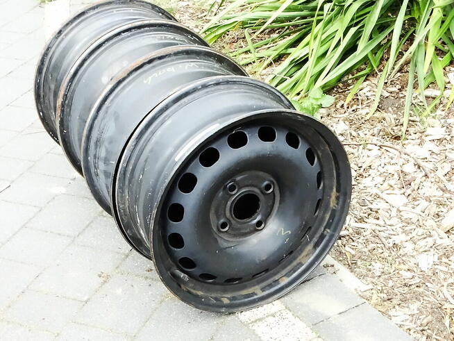 Felgi stalowe 6Jx15H2 ET37 4x108 osadzenie 57 mm.