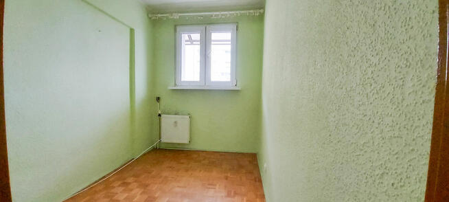 Błonie, ul.Okrzei, 2 pokoje, balkon, oddziena kuchnia, las