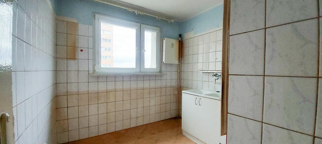 Błonie, ul.Okrzei, 2 pokoje, balkon, oddziena kuchnia, las