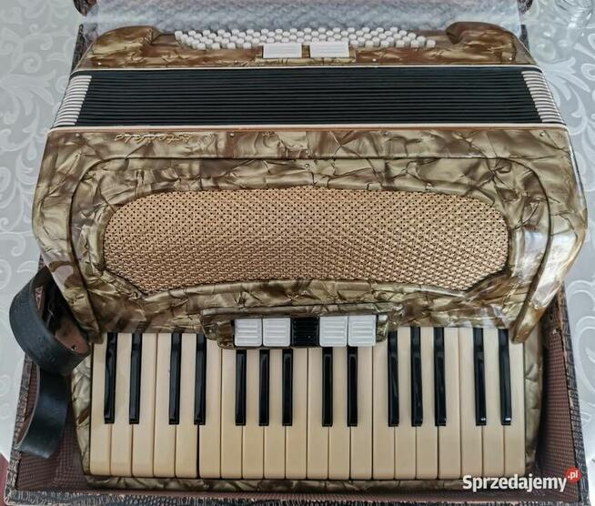 Akordeon Meisterklang (nie Weltmeister, nie Hohner)