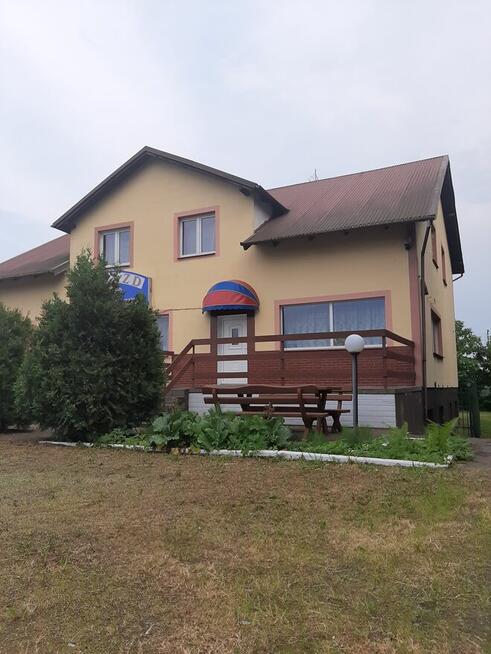 Sprzedam działkę z domem.