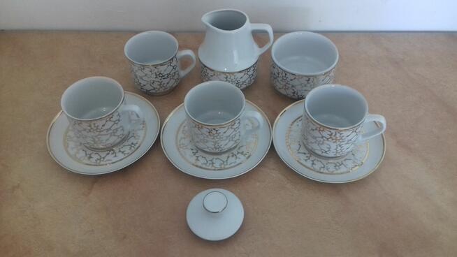 Serwis kawowy „Roman” z Chodzieży (filiżanki i spodki)